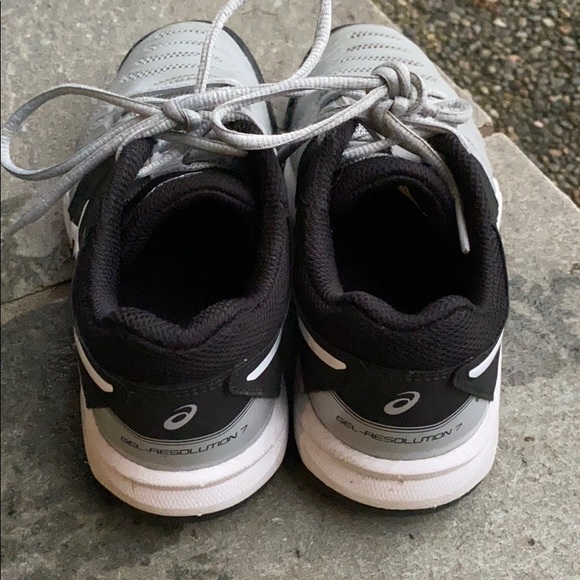 TENNIS SHOES: Asics Gel Resolution 7, size 2 - Picture 4 of 5